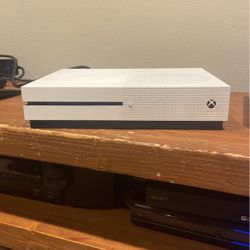 Xbox One S 