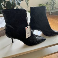 NEW Zara boots black and blue CHIC STYLE POINTY TOE SNAKESKIN PRINT