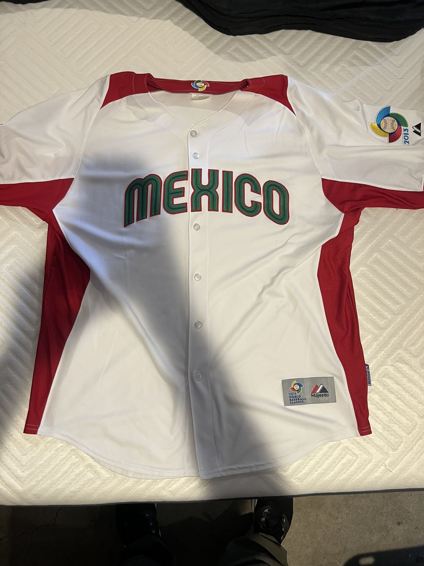 Authentic 2013 Mexico WBC Jersey XL for Sale in Los Angeles, CA