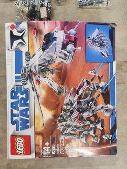 LEGO Star Wars Republic Dropship with AT-OT Walker 10195