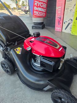 HONDA GAS 21-IN SELF PROPELLED LANW MOWER