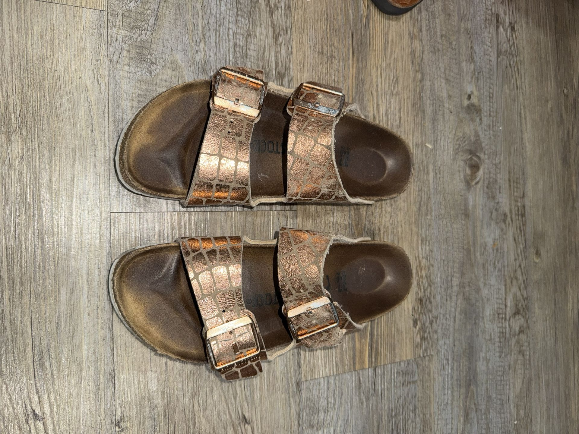 Birkenstock Arizona Gator Gleam Copper Two-Strap Comfort Sandals