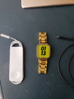 Limited edition Nike edition 64GB LTE 4G Unlocked Apple watch Iwatch Seriss 7 45mm Big face. All works updated all gold custom $260! Or Cash & Trade w