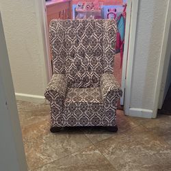 Kid Throne