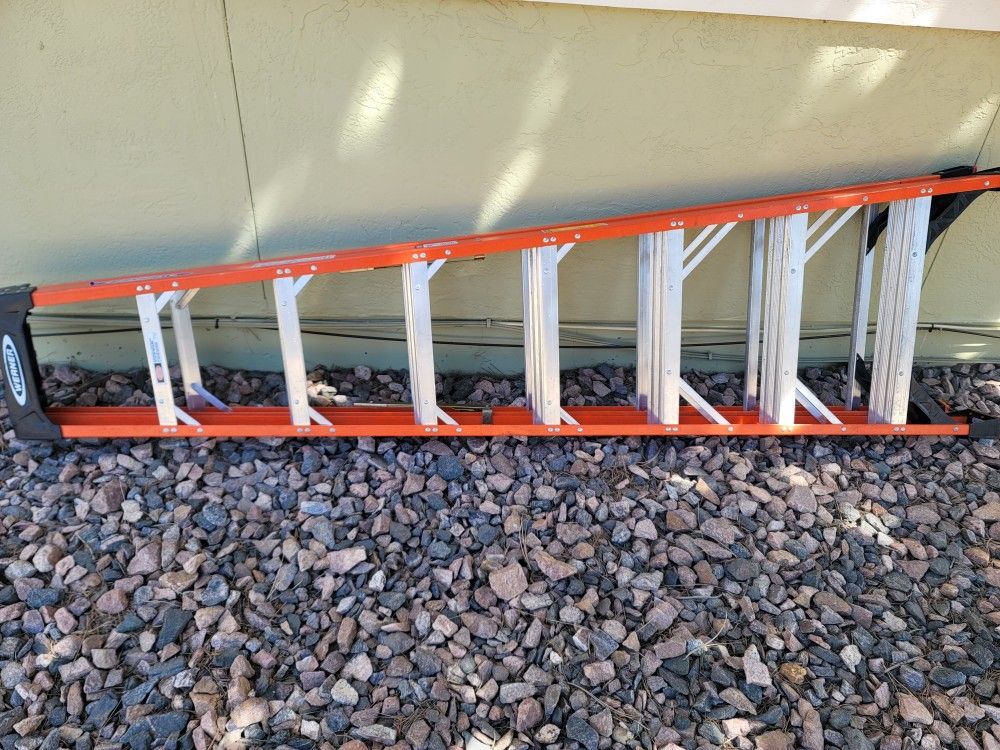 Werner 8ft Fiberglass Step Ladder