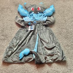 Mega Charizard X Hooded Poncho Pokémon Center Limited