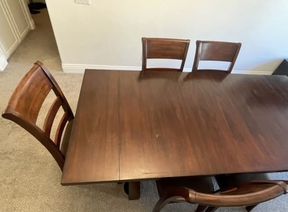 Dining Table with 6 Chairs