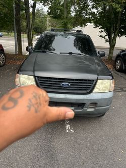 2005 Ford Explorer
