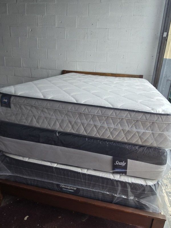 ✨️🛌MATTRESSES COLCHONES AVAILABLES ALL STYLES AND SIZES 🛌 ✨️