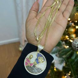 necklace and pendant 