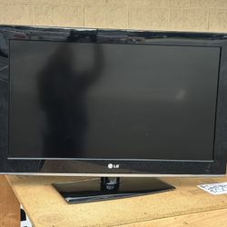32” LG TV No Remote Tested Works