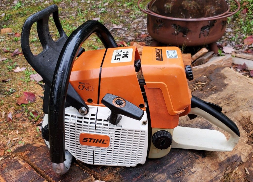 STIHL 044 Chainsaw w/Bar