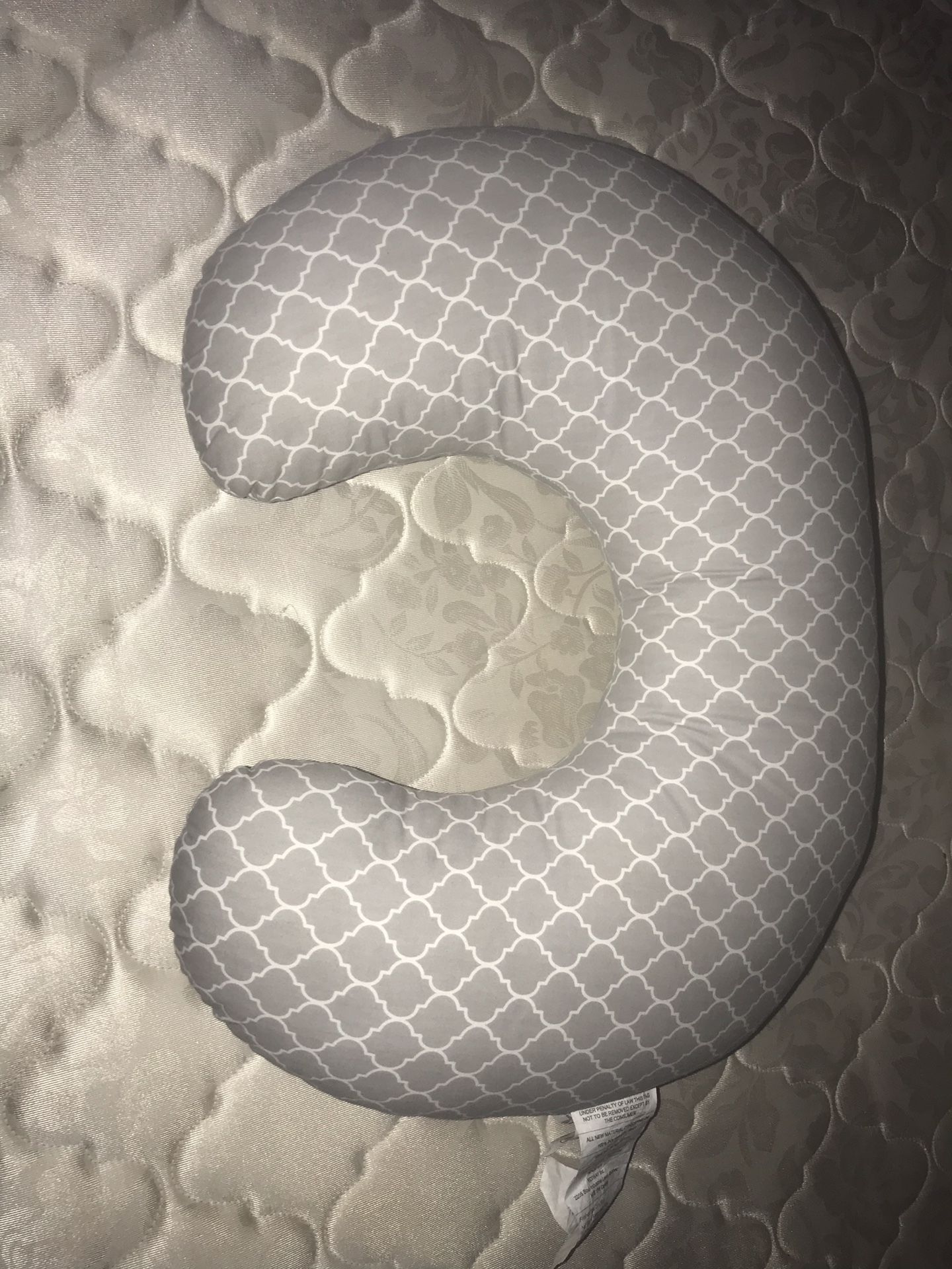 Nursing pillow
