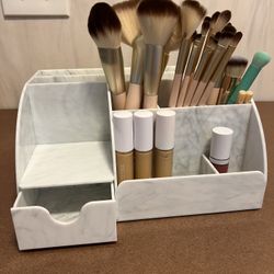 Makeup Organizer 