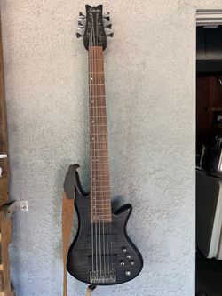 Schecter bass