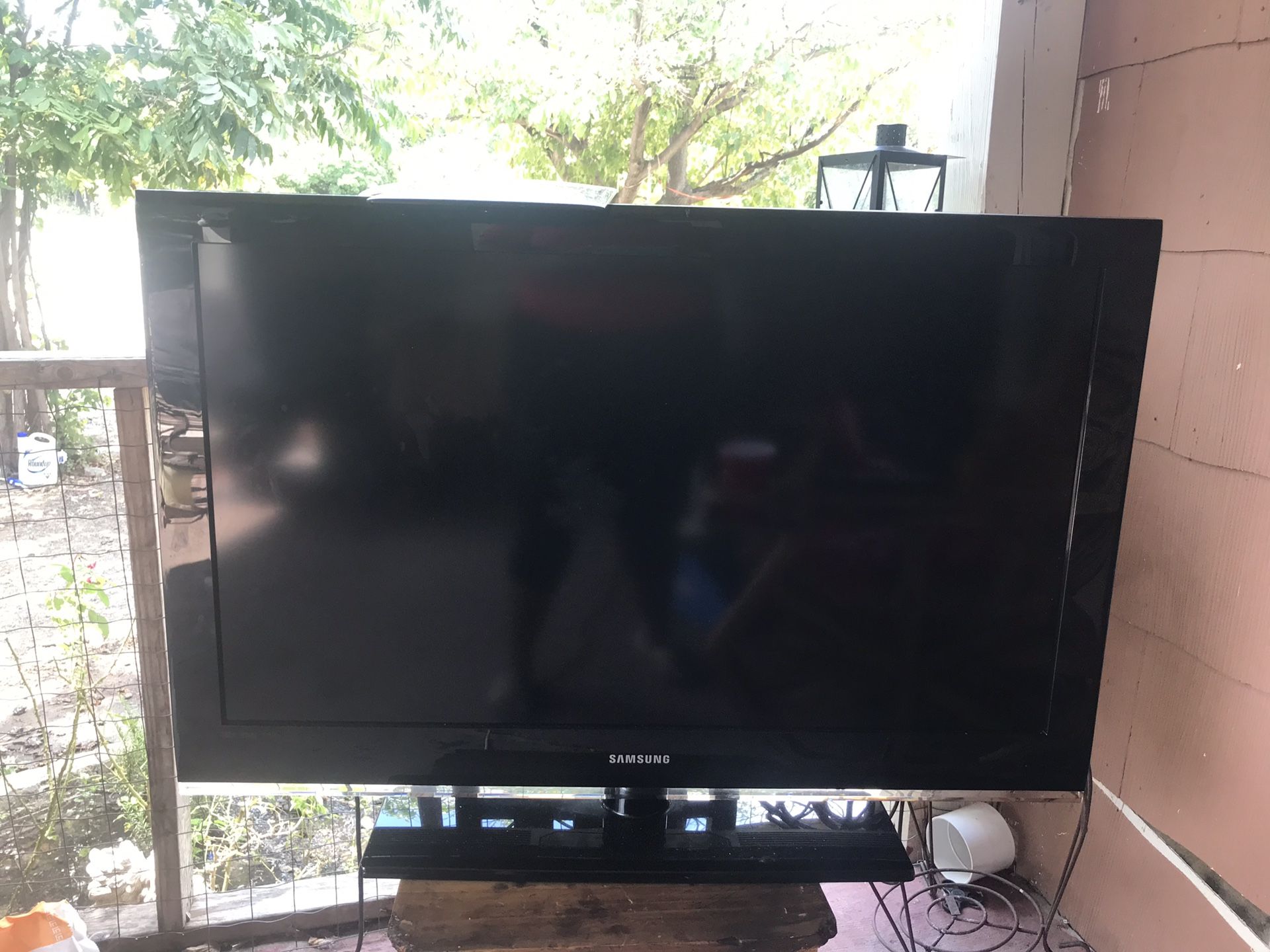 40 inch Samsung tv