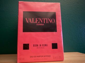Valentino Donna Born in Roma Intense
