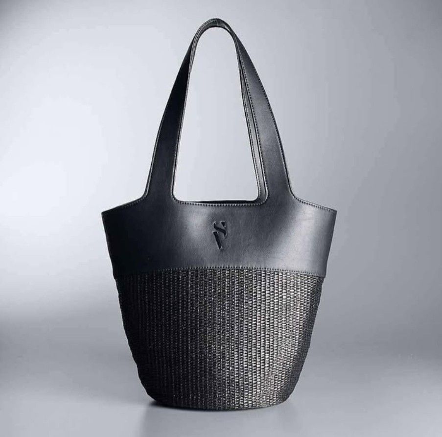 Vera Wang Tote Bag, purse, handbag, satchel (brand new, tags attached)