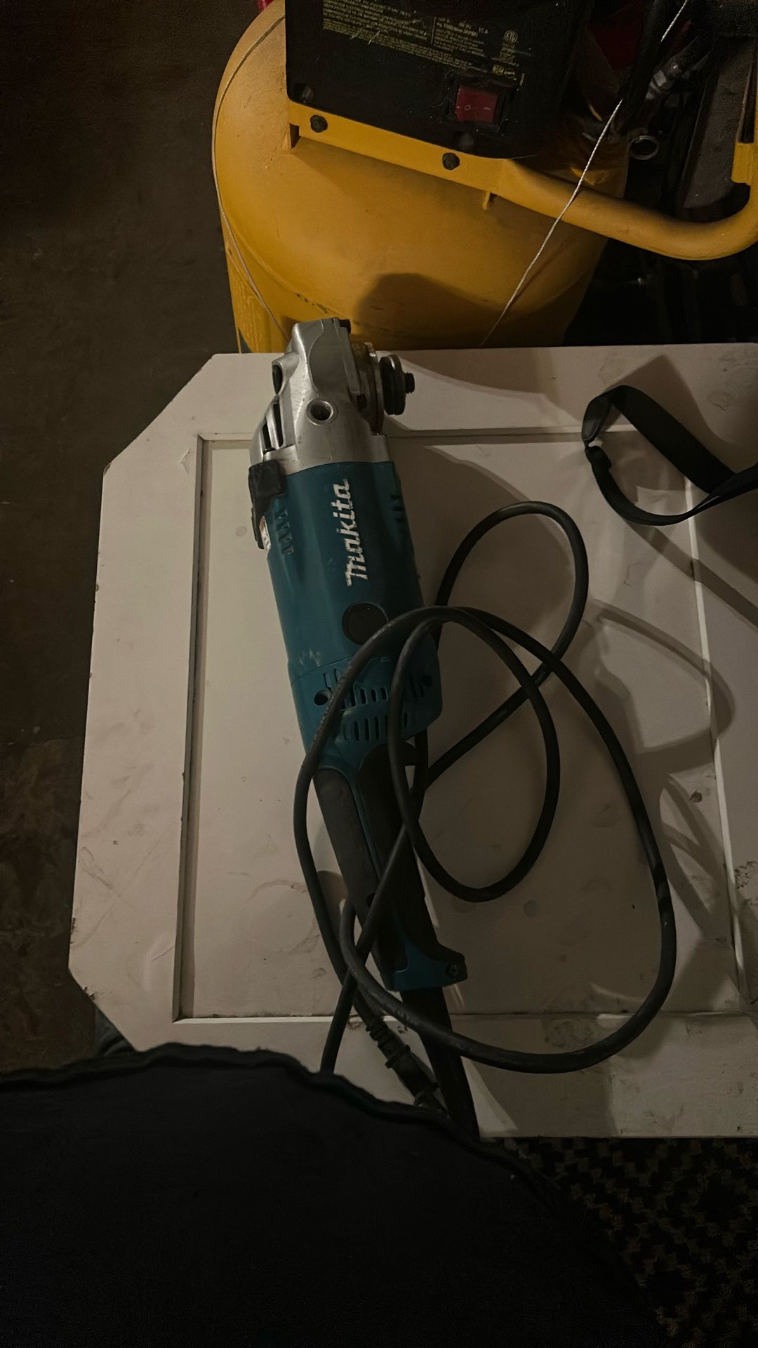 Makita Grinder Plug In 70