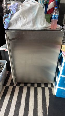 Uline fridge Outdoor/indoor