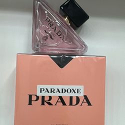 Prada Paradoxe