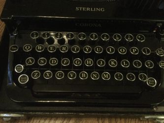 Vintage Typewriter Sterling Smith Corona