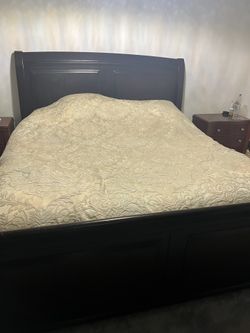 King Size Bedframe And Headboard 