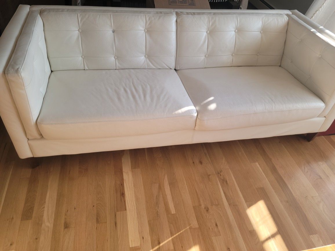 Lether Sofa Size L 7ft W 34 H 29