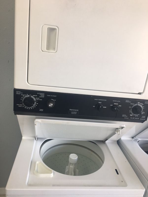 Kenmore fullsize stackable washer and dryer combo for Sale in Orlando