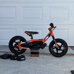 Stacyc 12e Ebike Balance Bike Motorcycle