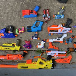 Nerf guns lots of 22 set