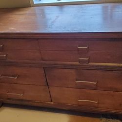 Dresser 6 Drawers 