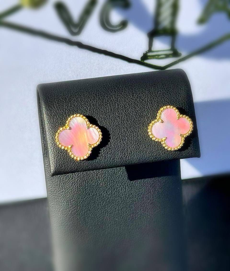 18k yellow gold Van Cleef style Alhambra Pink Mother of pearl stone clover stud earrings
