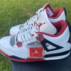Air Jordan 4 Retro Fire Red size 13
