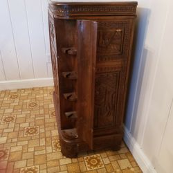 Antique Oriental Bar