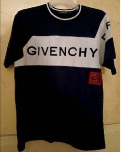 Givenchy Size Meduim