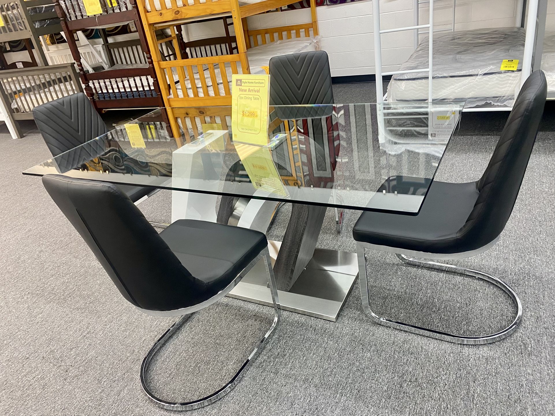 5pc Dining Table Set $1,299