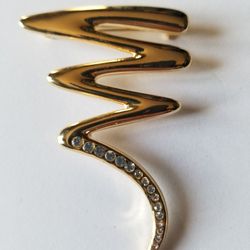 Gold Brooch/pin Small Stone Design