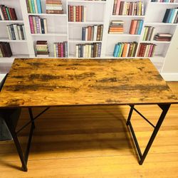 Small Office Desk : Table 