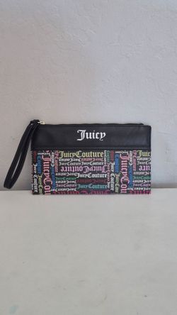 NWOT Juicy Couture Large Wristlet