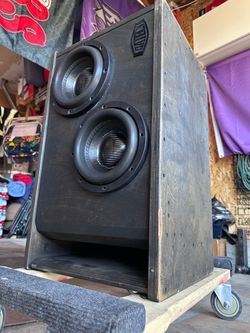 Gately Alpha 8” subs and box