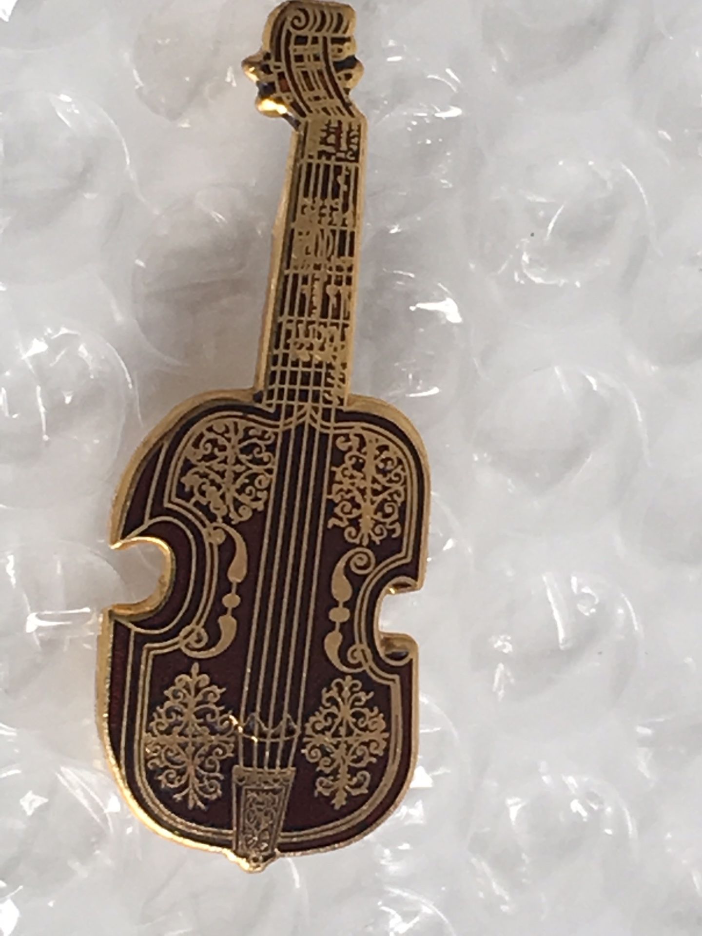 Vintage 1985 MMA Metropolitan Museum Art Gold Enamel Guitar Violin Pin Brooch