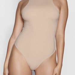 SKIMS BODYSUIT New! S Size 