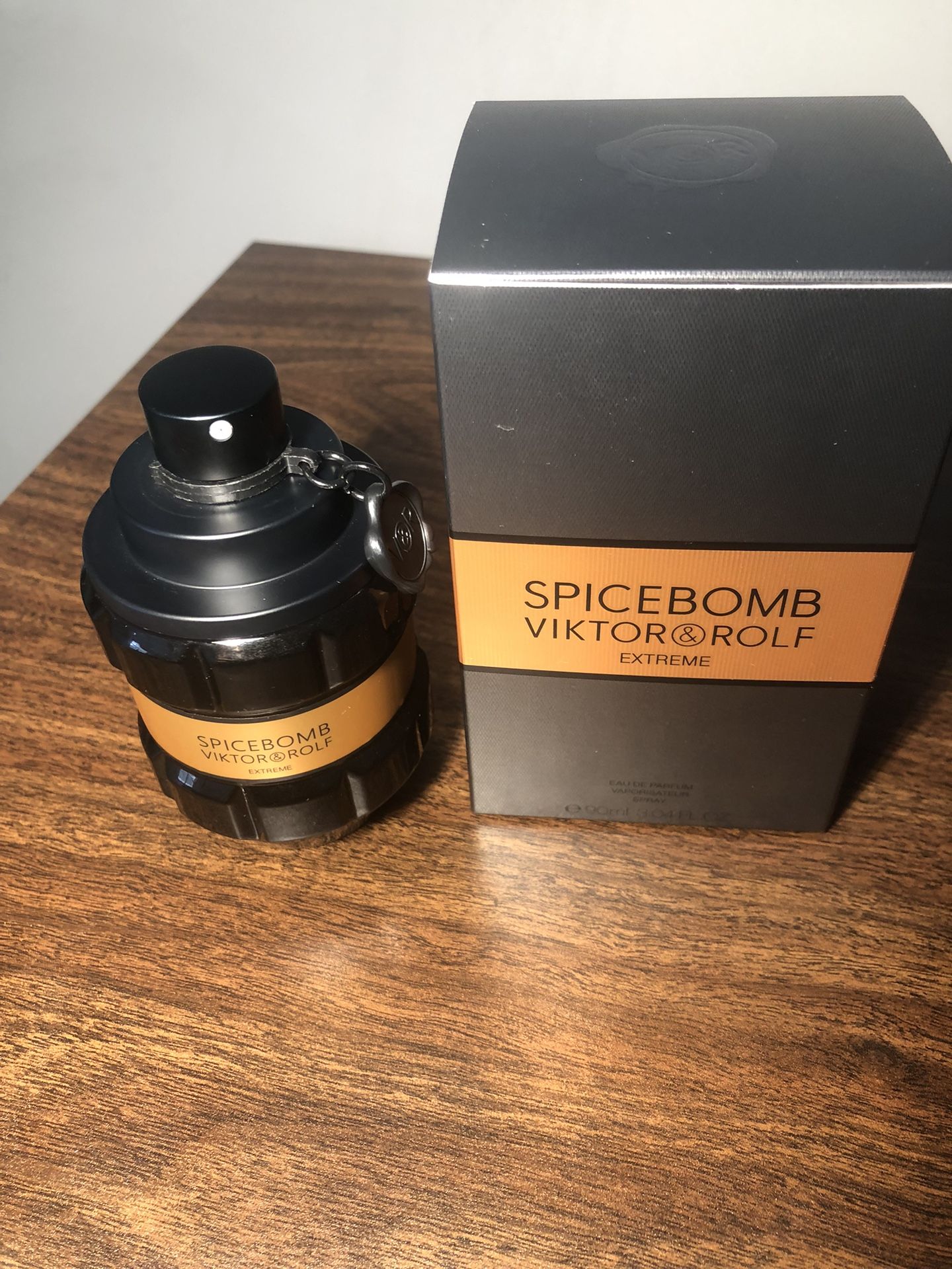 Spicebomb Extreme by Viktor & Rolf – 90ml Eau de Parfum (Sealed, New)