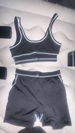 BLACK ALO SHORTS SET