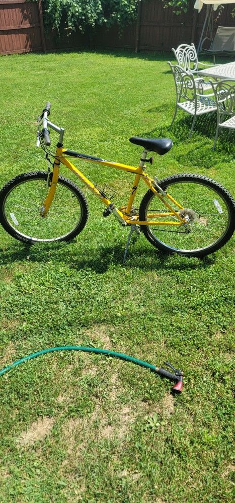 26" Bike (Specialized Brand) very good condition