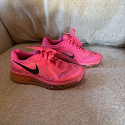 Women’s Nike Sneakers