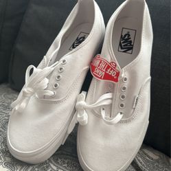 WHITE VANS Size 10men