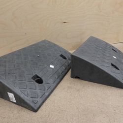 ICERUN Anti‑Slip Wheelchair Threshold Ramp (50×27×13 cm)