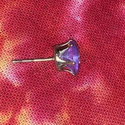 8,5mm Round Cut, 5mm Depth 2.6 Ct Stunning  Color Change 